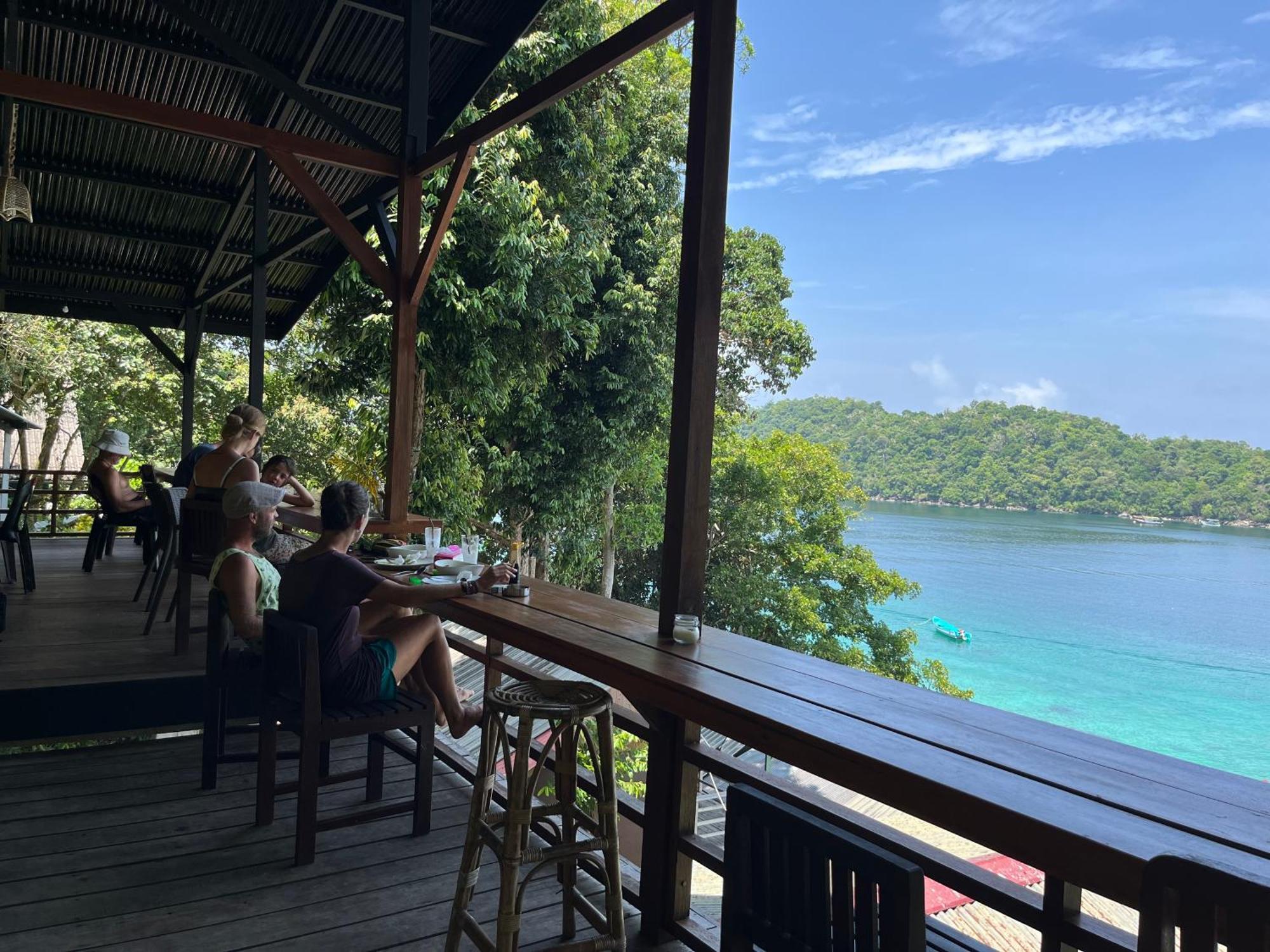 Olala Bungalows And Restaurant Sabang  Dış mekan fotoğraf